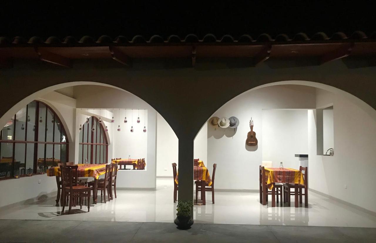 Los Alamos Caraz Luaran gambar