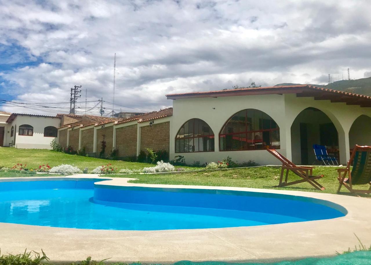 Los Alamos Caraz Luaran gambar
